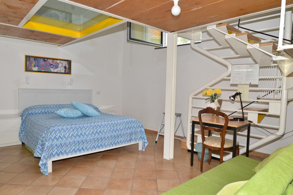 Bed and Breakfast Casa Lungomare Салерно Экстерьер фото